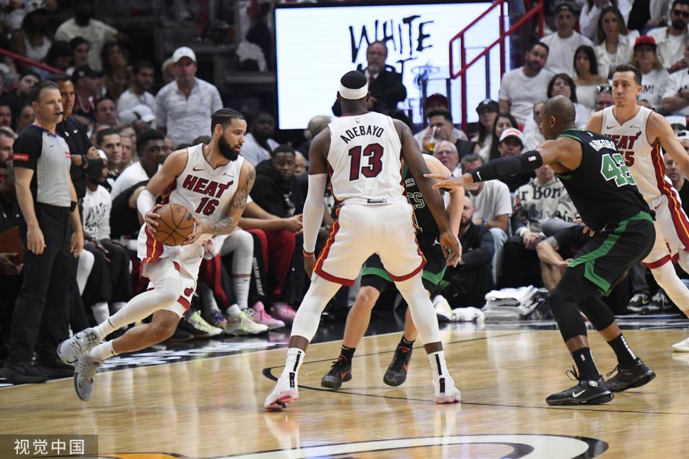 赛季初并不 赛季初并不