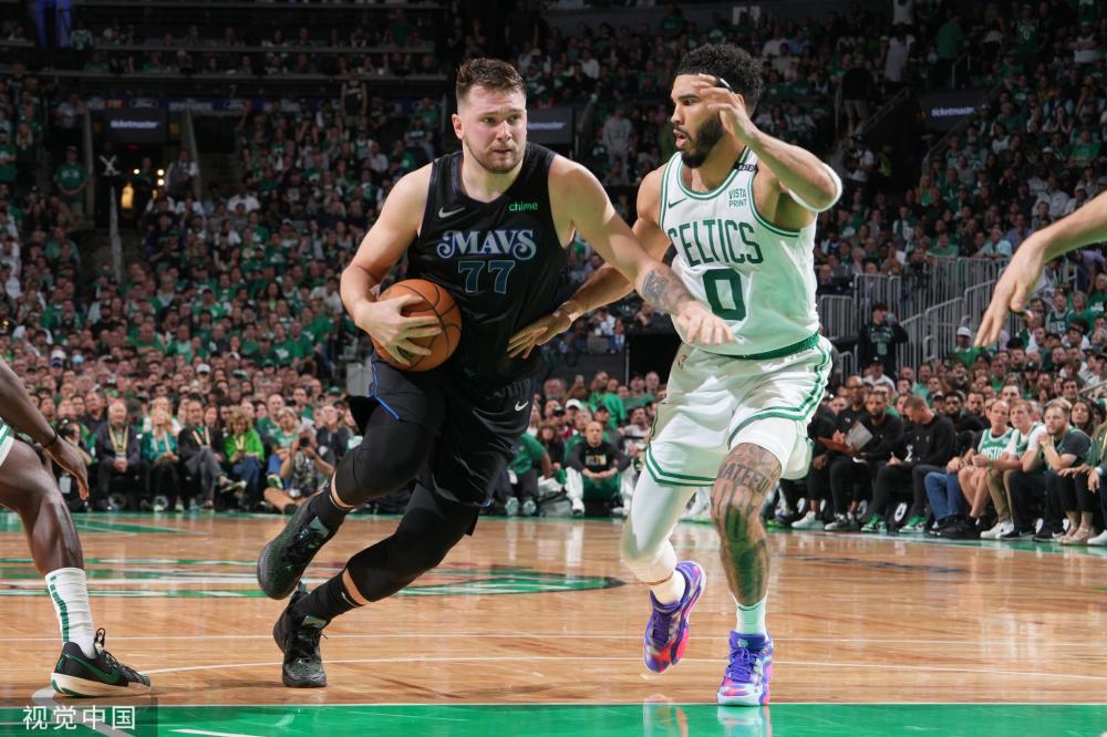 题度角度看 题度角度看